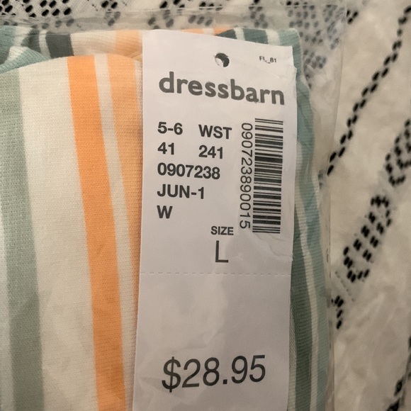 NWT Westport Tshirt. Size Large. 95% rayon 5% spandex. - Picture 3 of 4